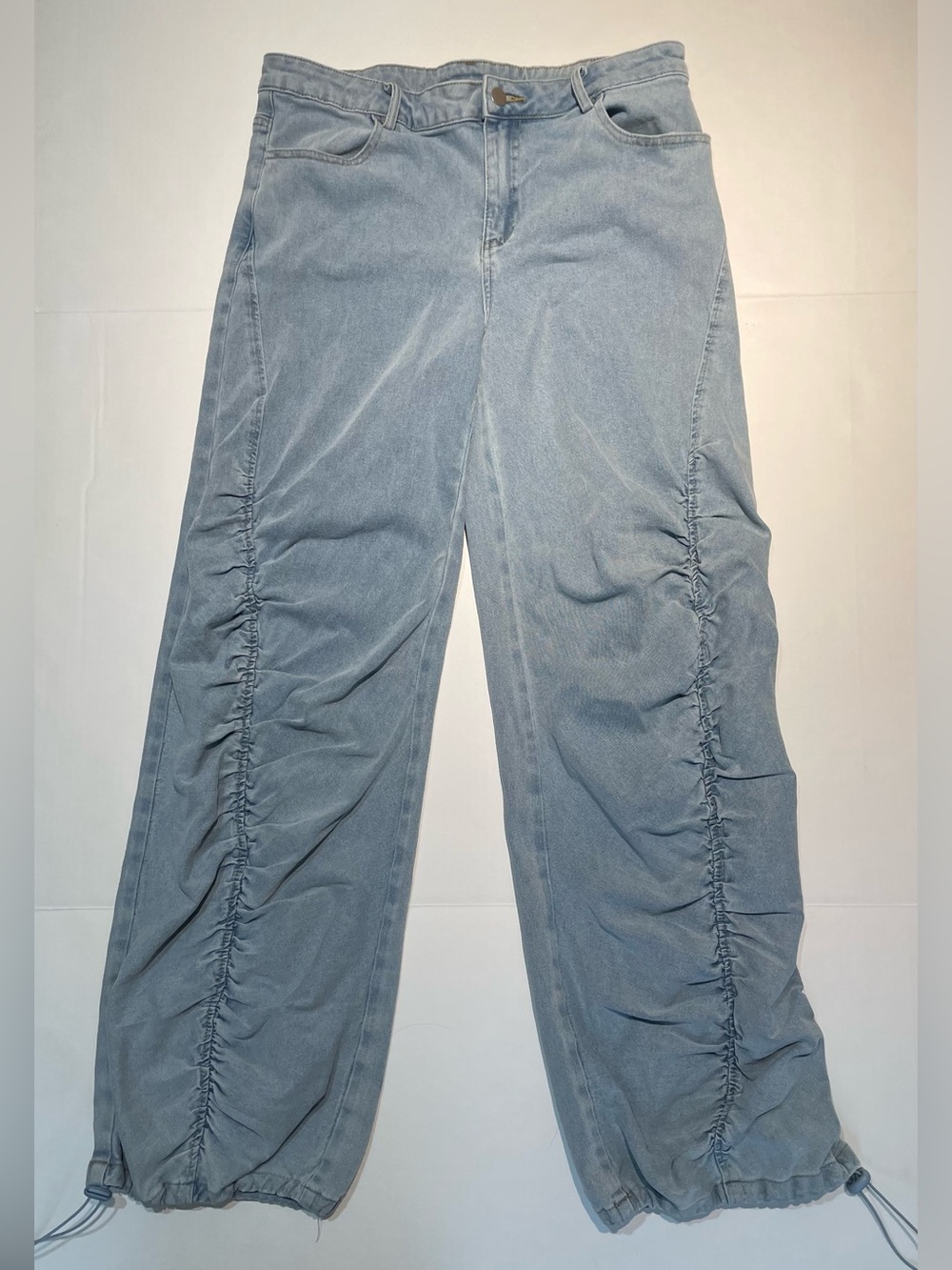 PacSun Light Indigo Ruched Wide Leg Jeans Size Large